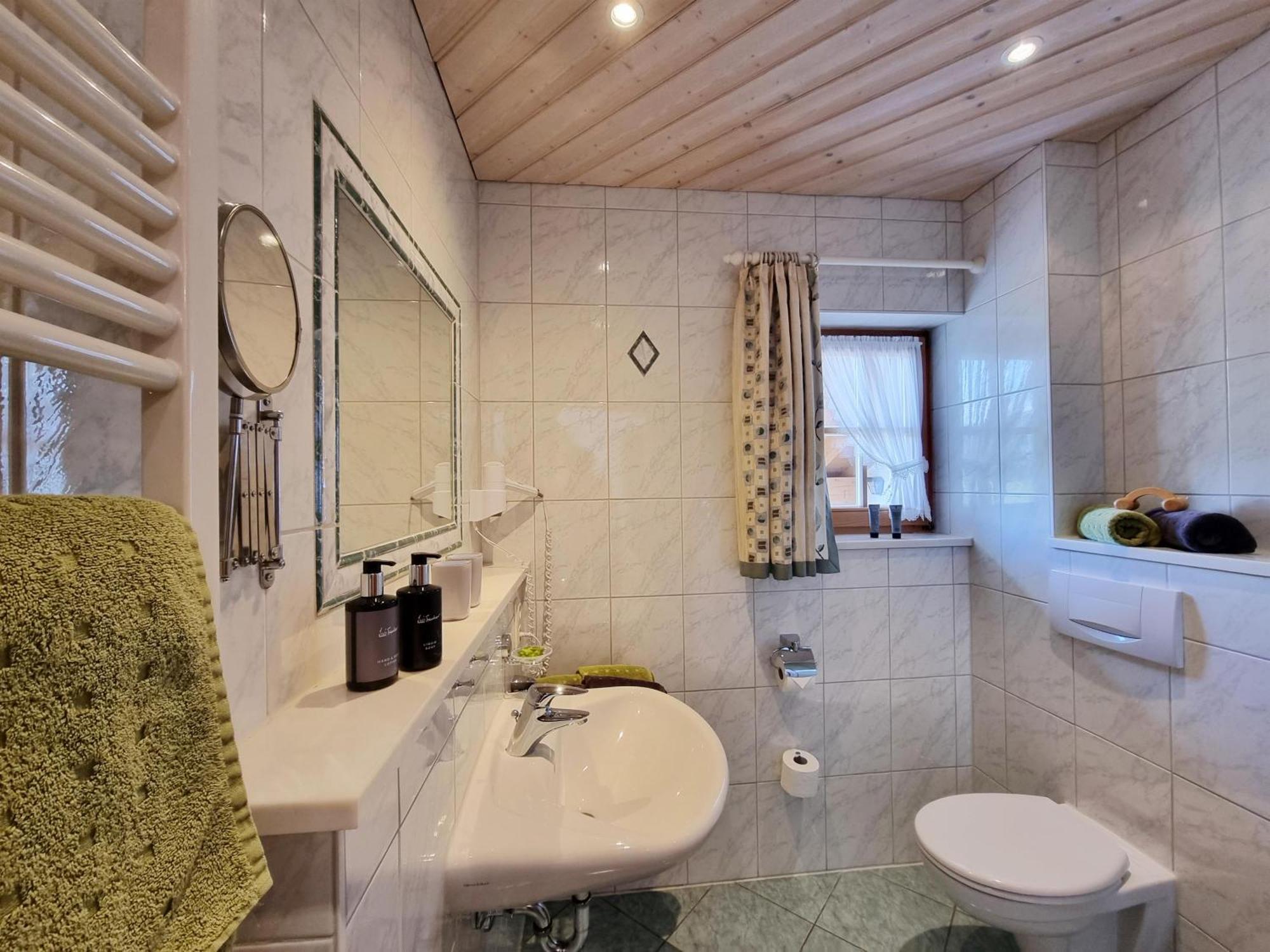 Gaestehaus Alpenparadies Krun Ngoại thất bức ảnh